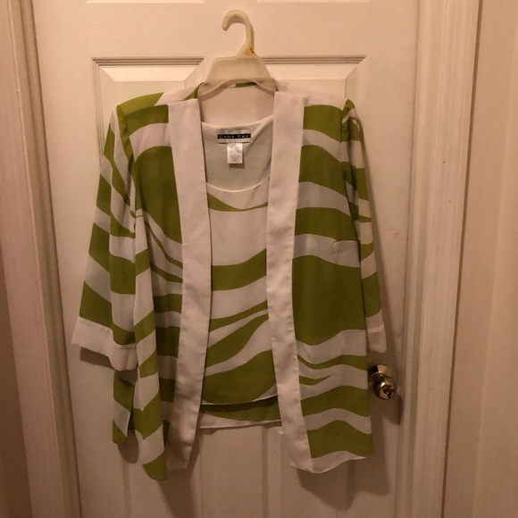 Jacket - Picture 5 of 5